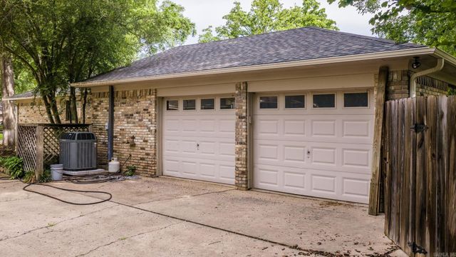 4 Ironwood Drive, Conway, AR 72034