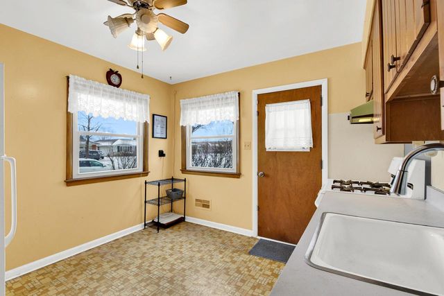 4853 N 90th STREET, Milwaukee, WI 53225