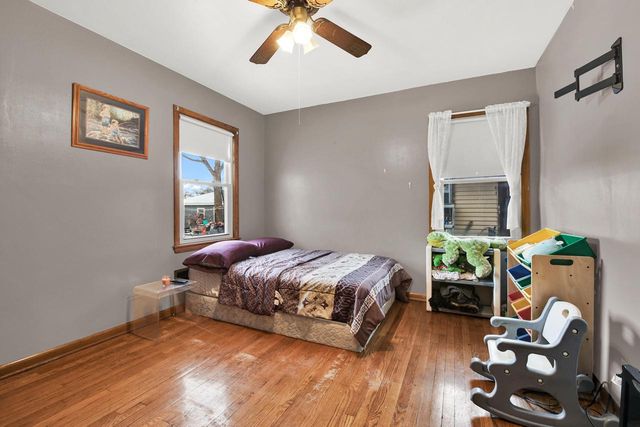 4853 N 90th STREET, Milwaukee, WI 53225