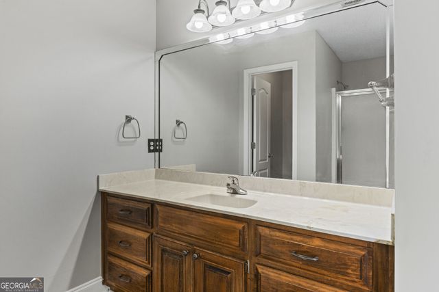 405 Grand Avenue, Bonaire, GA 31005