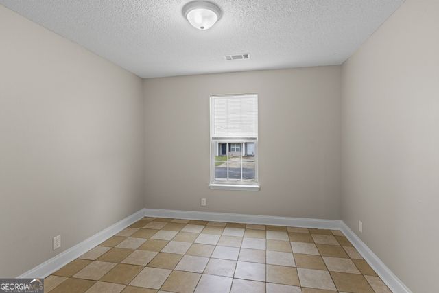 405 Grand Avenue, Bonaire, GA 31005