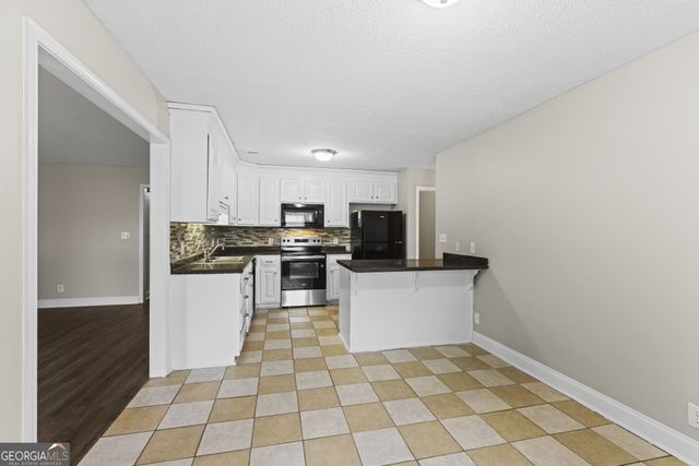 405 Grand Avenue, Bonaire, GA 31005
