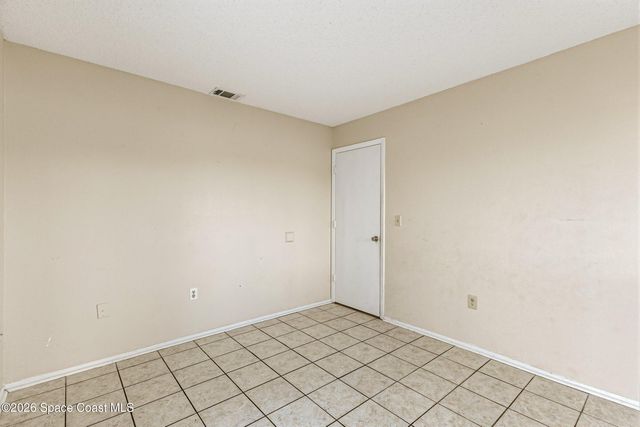 1020 NE Abada Court NE 101, Palm Bay, FL 32905