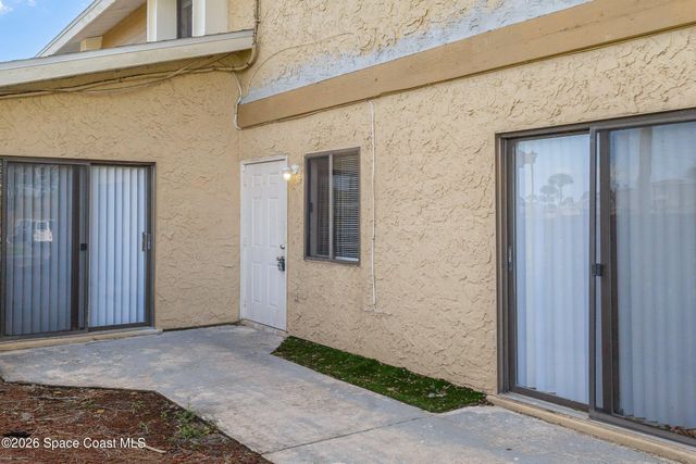 1020 NE Abada Court NE 101, Palm Bay, FL 32905