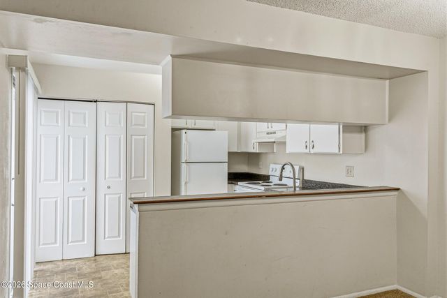 1020 NE Abada Court NE 101, Palm Bay, FL 32905