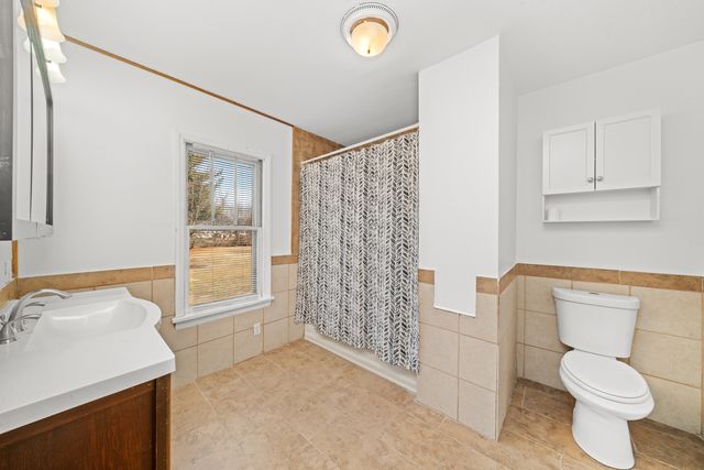 210 E North Street, Leland, IL 60531