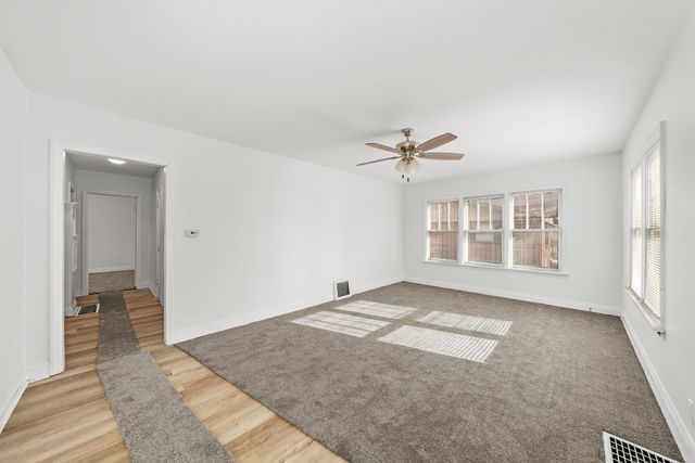 210 E North Street, Leland, IL 60531