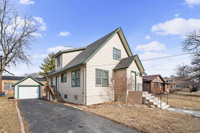 210 E North Street, Leland, IL 60531