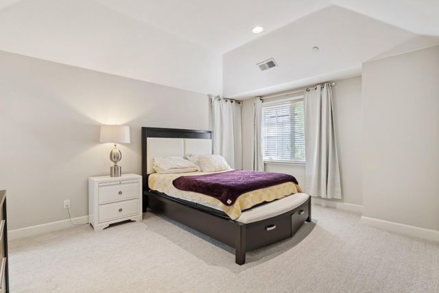 1587 Kentfield Avenue, Redwood City, CA 94061