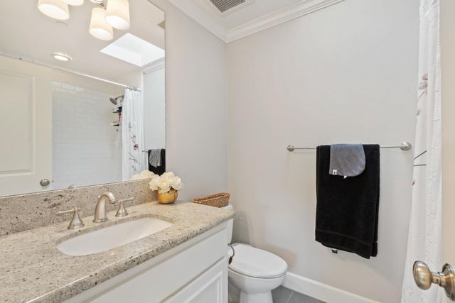 1587 Kentfield Avenue, Redwood City, CA 94061