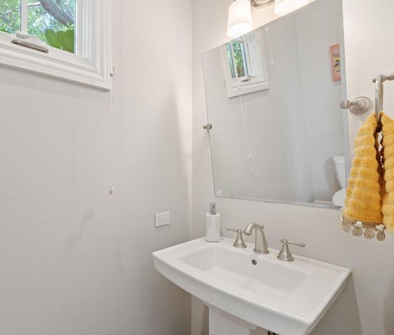 1587 Kentfield Avenue, Redwood City, CA 94061
