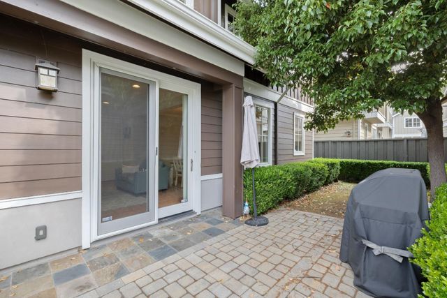 1587 Kentfield Avenue, Redwood City, CA 94061