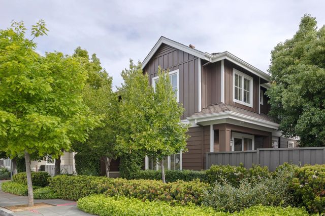 1587 Kentfield Avenue, Redwood City, CA 94061