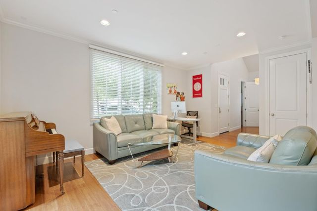 1587 Kentfield Avenue, Redwood City, CA 94061