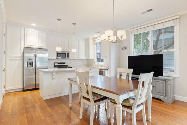 1587 Kentfield Avenue, Redwood City, CA 94061