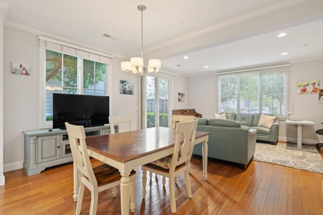 1587 Kentfield Avenue, Redwood City, CA 94061