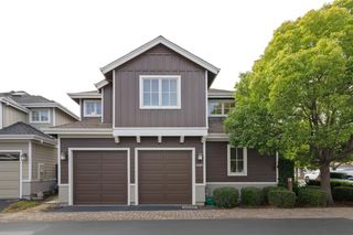1587 Kentfield Avenue, Redwood City, CA 94061