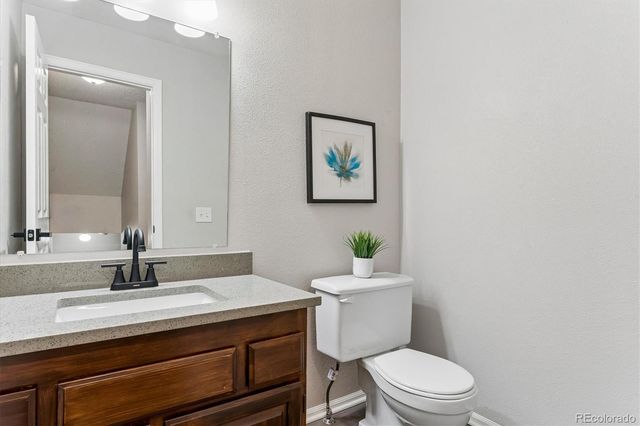 10417 Red Mountain W, Littleton, CO 80127