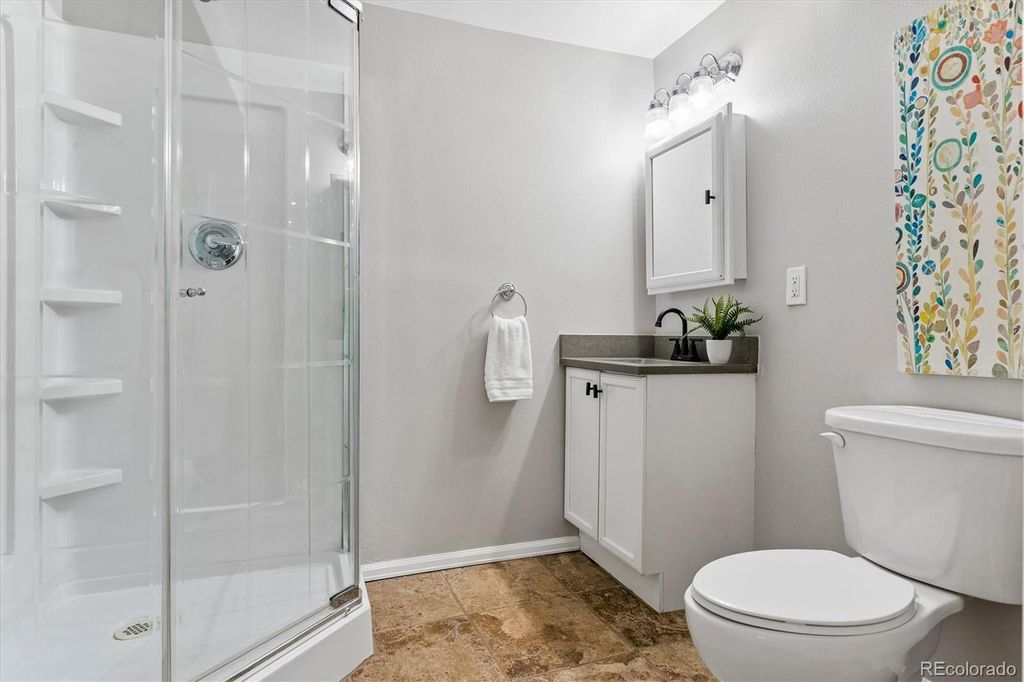 Image 23 of property listing at 10417 Red Mountain W, Littleton, CO 80127