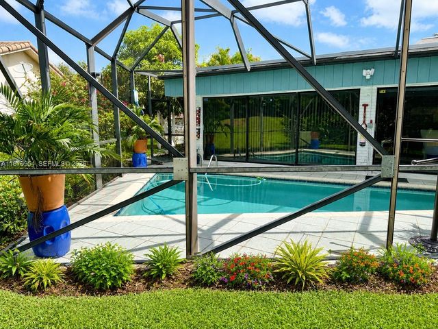 4713 Holly Drive, Tamarac, FL 33319