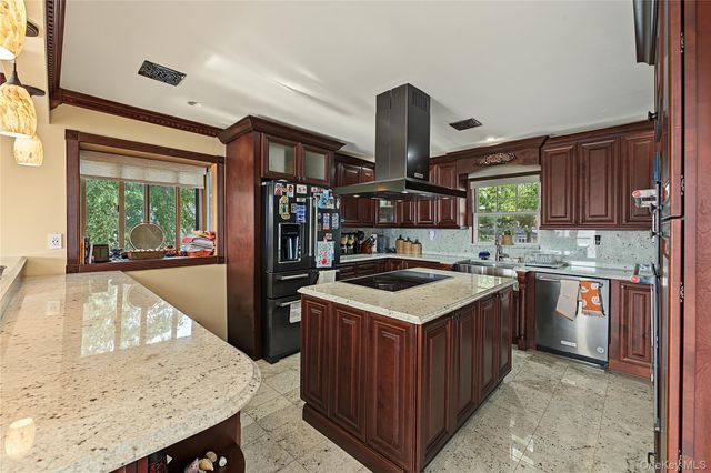 3060 Ann Street, Baldwin, NY 11510
