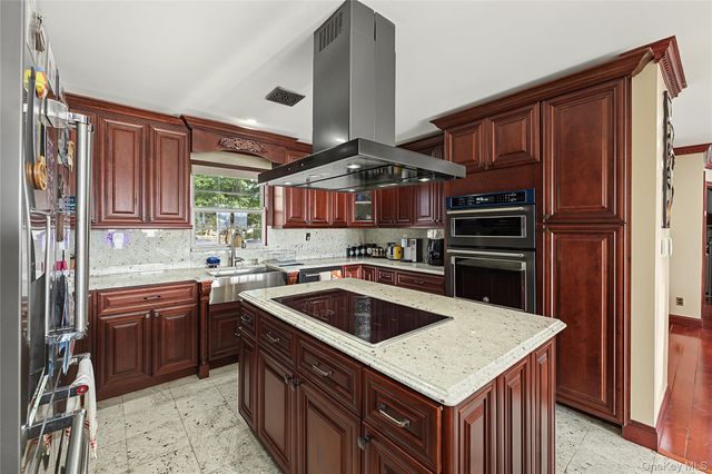 3060 Ann Street, Baldwin, NY 11510