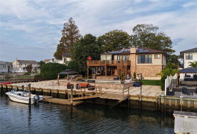3060 Ann Street, Baldwin, NY 11510