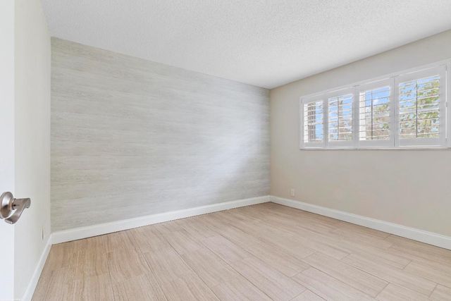 18081 SE Country Club Drive 7-61, Jupiter, FL 33469