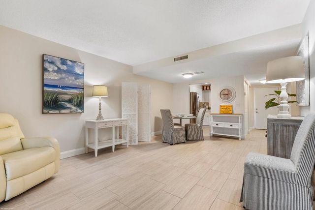 18081 SE Country Club Drive 7-61, Jupiter, FL 33469