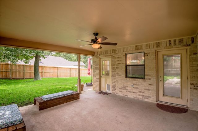 2232 Azalea Circle, Huntsville, TX 77340