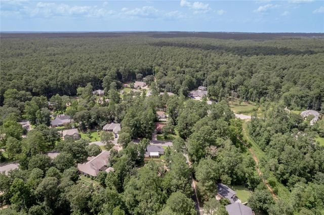 2232 Azalea Circle, Huntsville, TX 77340