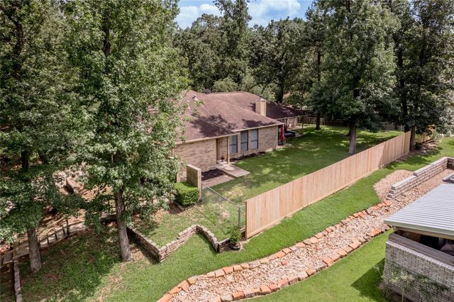2232 Azalea Circle, Huntsville, TX 77340