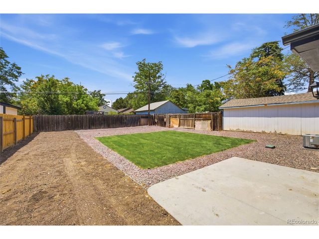 1247 Arthur Ave, Loveland, CO 80537