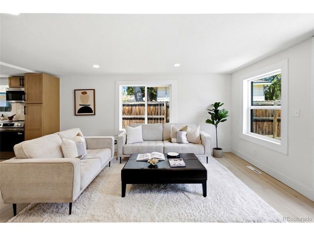 1247 Arthur Ave, Loveland, CO 80537
