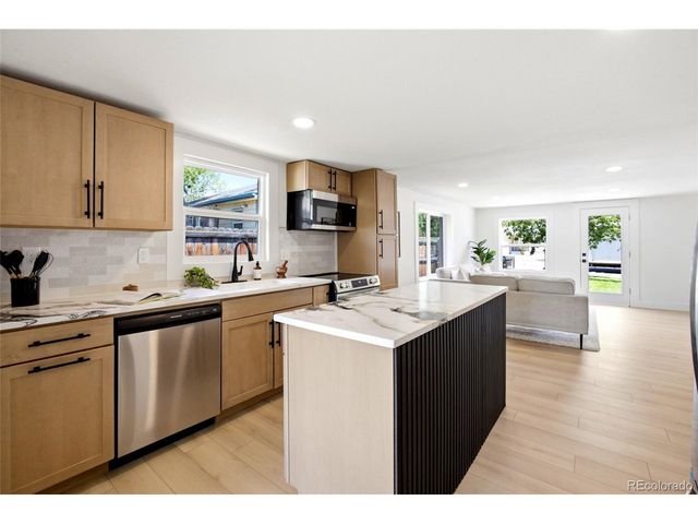 1247 Arthur Ave, Loveland, CO 80537