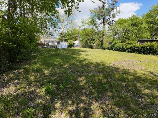 5947 E Newton Street, Tulsa, OK 74115