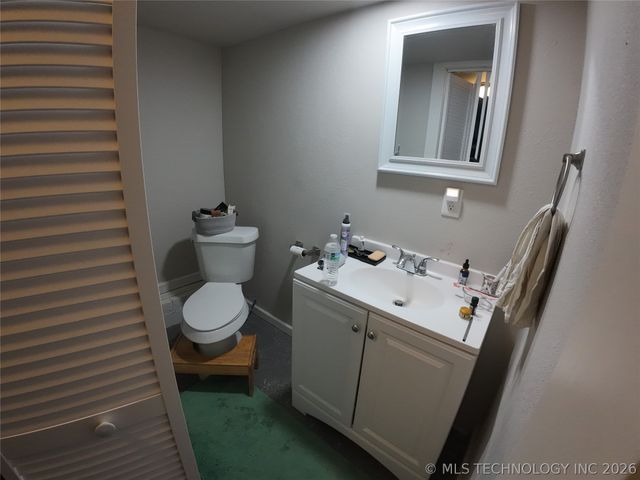 5947 E Newton Street, Tulsa, OK 74115