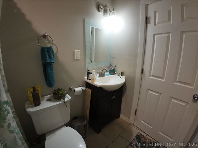 5947 E Newton Street, Tulsa, OK 74115