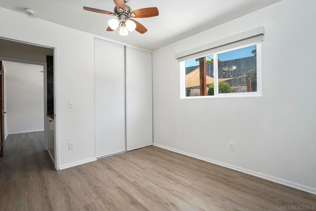 9767 Halberns Blvd, Santee, CA 92071