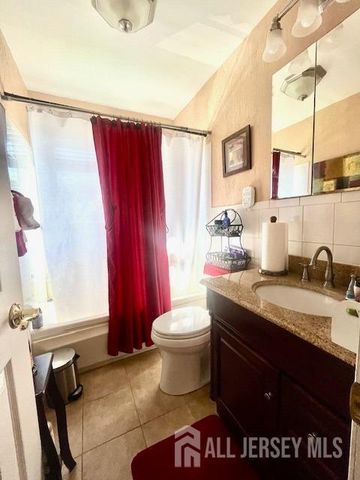 37 Kearney Avenue, Keyport, NJ 07735