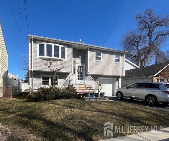 37 Kearney Avenue, Keyport, NJ 07735