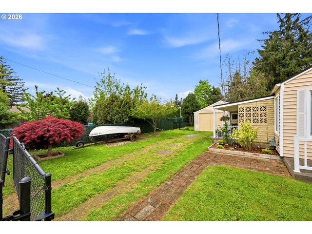 7905 Se BYBEE Blvd, Portland, OR 97206