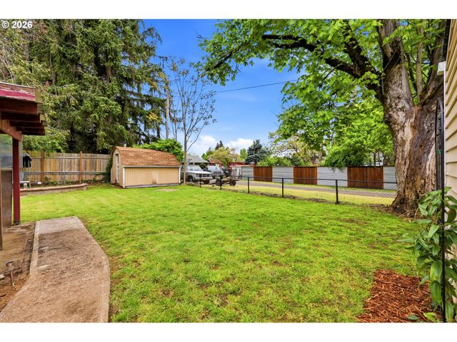 7905 Se BYBEE Blvd, Portland, OR 97206