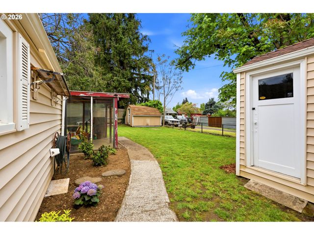 7905 Se BYBEE Blvd, Portland, OR 97206