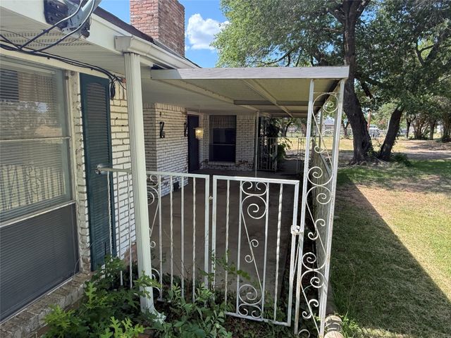 604 E Highland Road, Ovilla, TX 75154