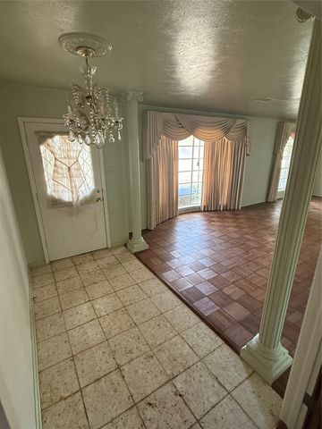 604 E Highland Road, Ovilla, TX 75154
