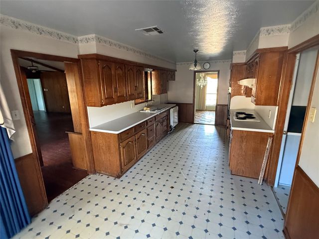 604 E Highland Road, Ovilla, TX 75154