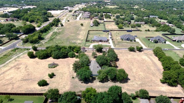 604 E Highland Road, Ovilla, TX 75154