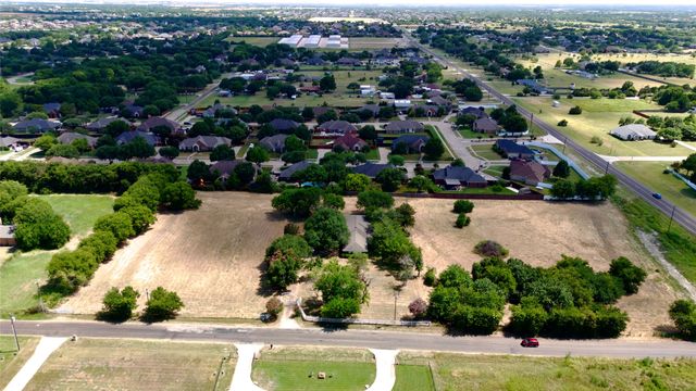 604 E Highland Road, Ovilla, TX 75154