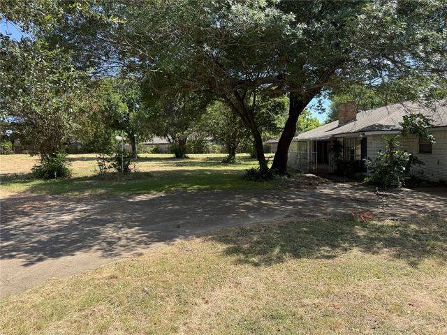 604 E Highland Road, Ovilla, TX 75154